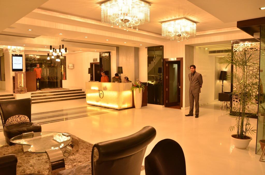 Hotel Down Town Jalandhar Buitenkant foto